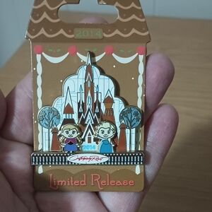 Disney's Contemporary Resort Frozen Gingerbread House 2014 Pin